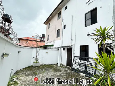 4 Bedroom Terraced Duplex — Lekki Phase 1, Lekki, Lagos