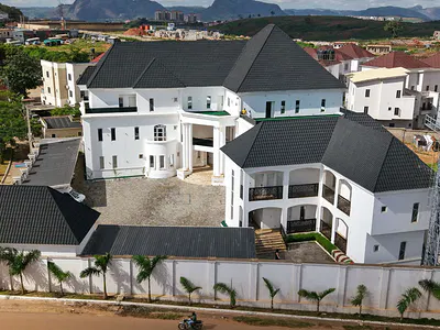17 Bedroom Detached Duplex with BQ — Asokoro District, Abuja