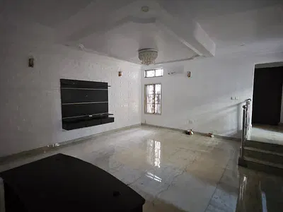 3 Bedroom Flat — Shangisha, Magodo Phase 2, Magodo, Lagos