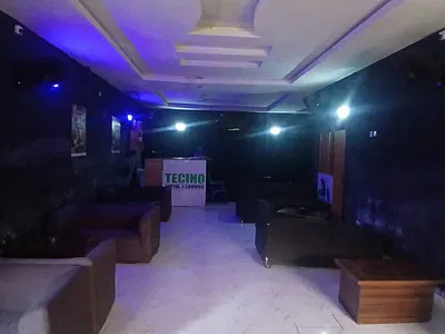 10 Bedroom Guesthouse — Adeba, Ibeju Lekki, Lagos