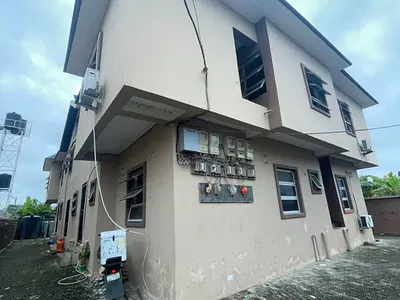 Sharp Lovely 3 Bedroom Apartment — United Estate, Sangotedo, Ajah, Lagos