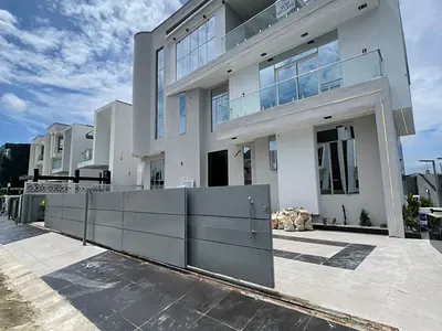 Beautiful Luxury 5 Bedroom Detached Duplex with BQ — Lekki, Lagos