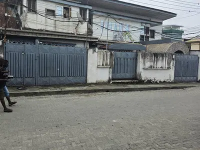 6 Bedroom Detached House — Ikoyi, Lagos