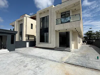 Sophisticated 5 Bedroom Duplex with BQ, Swimming Pool and Cinema — Ajah, Lagos