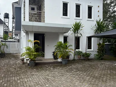Luxury 5 Bedroom Detached Duplex with BQ — Lekki, Lagos