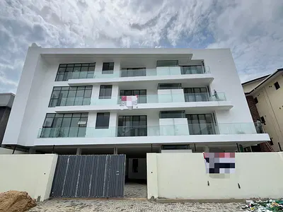 Luxury 2 Bedroom Newly Built Serviced Apartment with Elevator & Pool — Lekki, Lagos