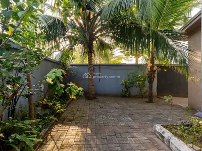 5 Bedroom Detached Duplex — Lekki, Lagos