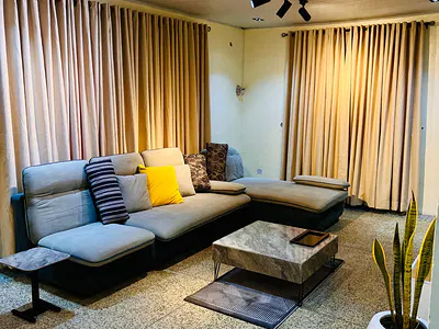 Nice and Spacious 3 Bedroom Flat Furnished Apartment — Off Adelabu Road Surulere Lagos, Adelabu, Surulere, Lagos
