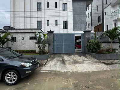 2 Bedroom Apartment with Elevator and Pool — Lekki, Lagos