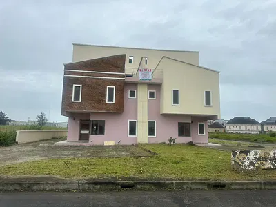 5 Bedroom — Lekki, Lagos
