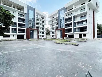 3 Bedroom Apartment with BQ, Elevator & Swimming Pool — Ikoyi, Lagos
