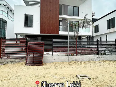 5 Bedroom Detached Duplex — Lekki, Lagos