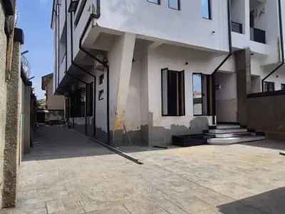 6 Bedroom Semi-Detached Duplex — Ikeja, Lagos