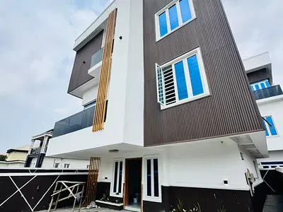 Elegantly Built 4 Bedroom Fully Detached Duplex with a BQ — Gbagada Central, Gbagada, Lagos