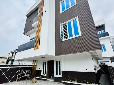 Elegantly Built 4 Bedroom Fully Detached Duplex with a BQ — Gbagada, Lagos
