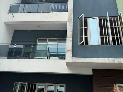 4 Bedroom Terraced Townhouse — Lekki, Lagos