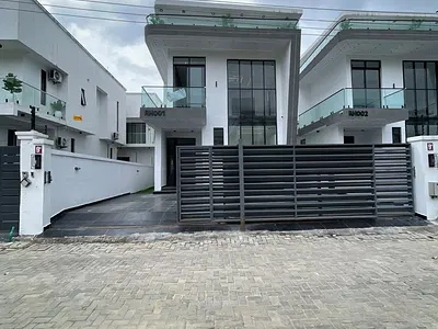 Excellently Finished Contemporary 5 Bedroom Detached Home with BQ — Chevron Toll Gate, Lekki, Lagos
