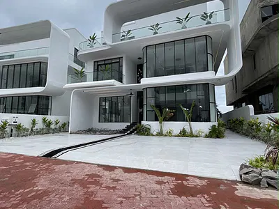 5 Bedroom Architectural Masterpiece with Exquisite Finish — Lekki, Lagos