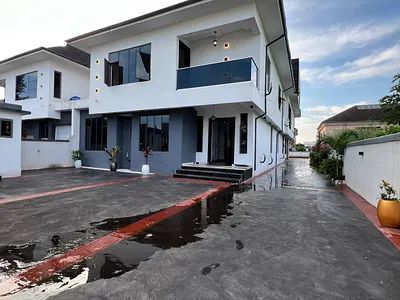 5 Bedroom Detached Duplex — Royal Garden Estate, Lekki, Lagos