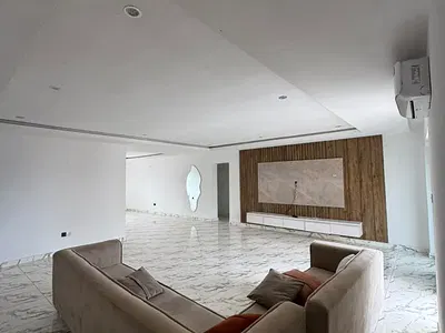 𝐁𝐄𝐀𝐔𝐓𝐈𝐅𝐔𝐋 2 𝐁𝐄𝐃𝐑𝐎𝐎𝐌 𝐀𝐏𝐀𝐑𝐓𝐌𝐄𝐍𝐓 with Swimming — Lekki, Lagos