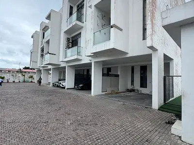𝐖𝐄𝐋𝐋 𝐌𝐀𝐈𝐍𝐓𝐀𝐈𝐍𝐄𝐃 4 𝐁𝐄𝐃𝐑𝐎𝐎𝐌 𝐓𝐄𝐑𝐑𝐀ce Duplex — Lekki, Lagos