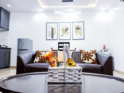 2 Bedroom Flat — Adeniyi Jones, Ikeja, Lagos