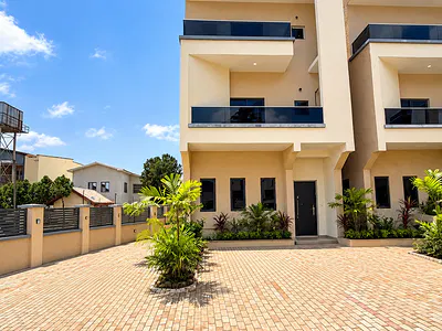 Decent 4 Bedroom Duplex — Durumi, Abuja
