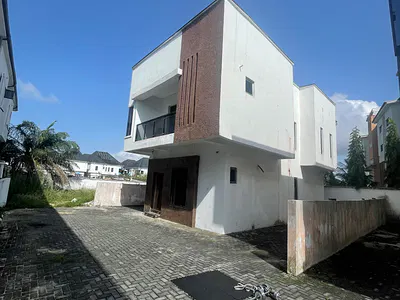 4 Bedroom Detached Duplex — Lekki, Lagos