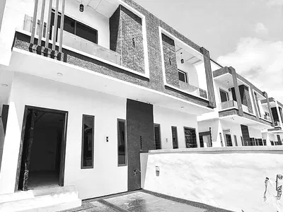 Self Compound Spacious 4 Bed Semi Detached Duplex in Secure Estate — Chevron, Secure Estate, Lekki, Lagos