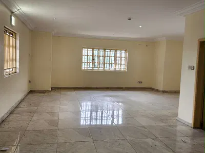 5 Bedroom Detached House — Ikoyi, Lagos