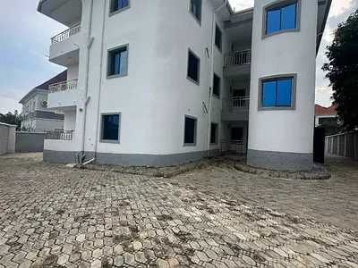Newly Built Block of 6 Units of 4 Bedroom Flats with Modern Design. — Area 11, Garki, Abuja