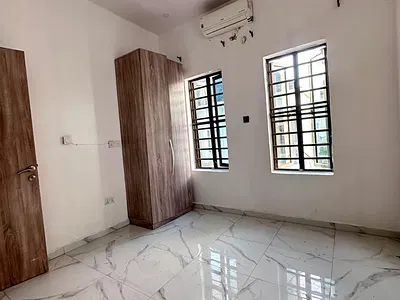 Single Room — Lekki, Lagos