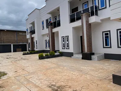 Luxurious Built Four (4) Terrace Duplex — Independence Layout Phase 2, Enugu, Enugu