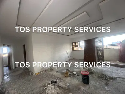 3 Bedroom Apartment in an Estate (Upstairs) — In an Estate in Yaba, Yaba, Lagos