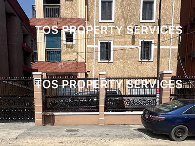 Warehouse on the Groundfloor — Alagomeji, Yaba, Alagomeji, Yaba, Lagos