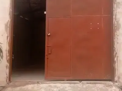 2400 Square Feet Warehouse — Eric Moore, Surulere, Lagos