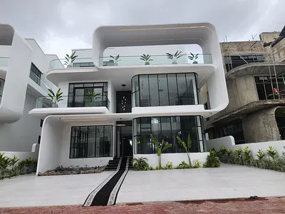 6 Bedroom Detached Duplex — Lekki, Lagos