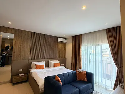 Studio Apartment with King Size Bed — Onike, Yaba, Lagos