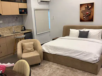 Serviced Studio Apartment with Netflix and Gym — Wuse, Abuja
