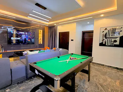 2 Bedoom Luxury Apartment with Snooker Board and PS5 — Airport Road, Lugbe District, Abuja