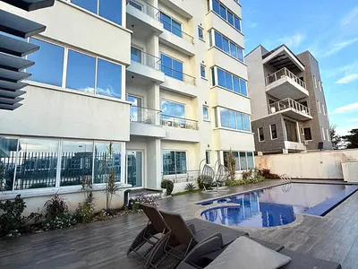 Waterfront 3 Bedroom Apartment with a BQ, Swimmin — Banana Island Road, Ikoyi, Lagos