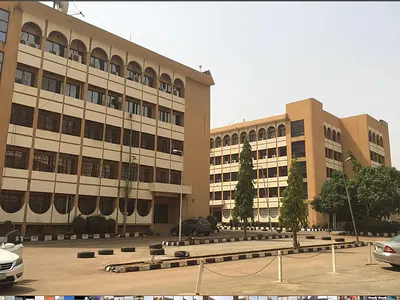 Plaza / Office Complex with 170 Offices — Central Business District, Abuja