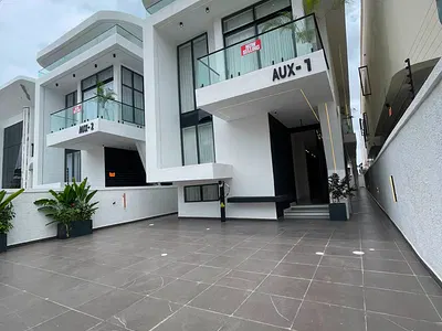 Stunning Brand New 5 Bedroom Fully Detached Duplex with BQ, — Orchid, Lekki, Lagos