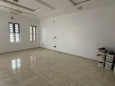 Very Spacious Mini Flat — Thamos Estate, Ajah, Lagos