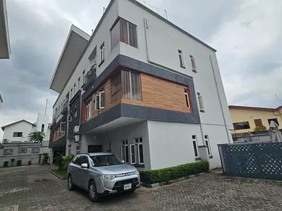 Tastefully Built and Sophisticated 5-Bedroom Duplex with BQ — Shonibare, Maryland, Lagos