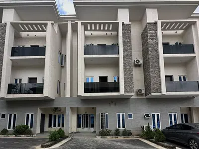 4 Bedroom Terrace Duplex with Swimming Pool — Utako, Abuja