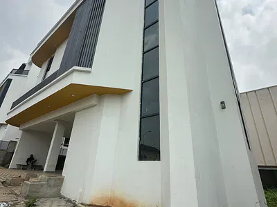 Luxury Spacious 6 Bedroom Duplex with BQ Standalone — Wuye, Abuja