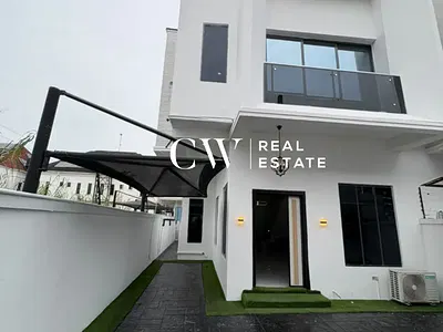 4 Bedroom Semi-Detached Duplex — Lekki, Lagos