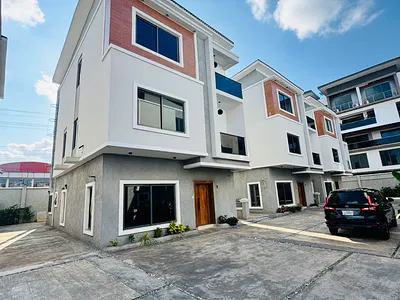5 Bedroom Fully Detached Duplex with a Room BQ — Shonibare, Maryland, Lagos