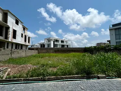 Prime 654SQM Land — Osapa, Lekki, Lagos